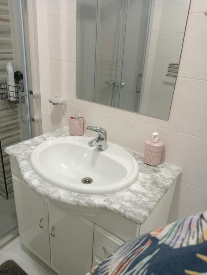 Sentral Appartement In Torrevieja Exterior foto